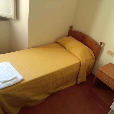 Casa Mater Ecclesiae Hotel Massa Marittima Eksteriør billede