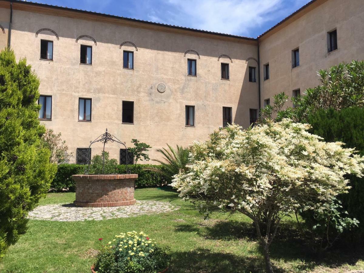 Casa Mater Ecclesiae Hotel Massa Marittima Eksteriør billede