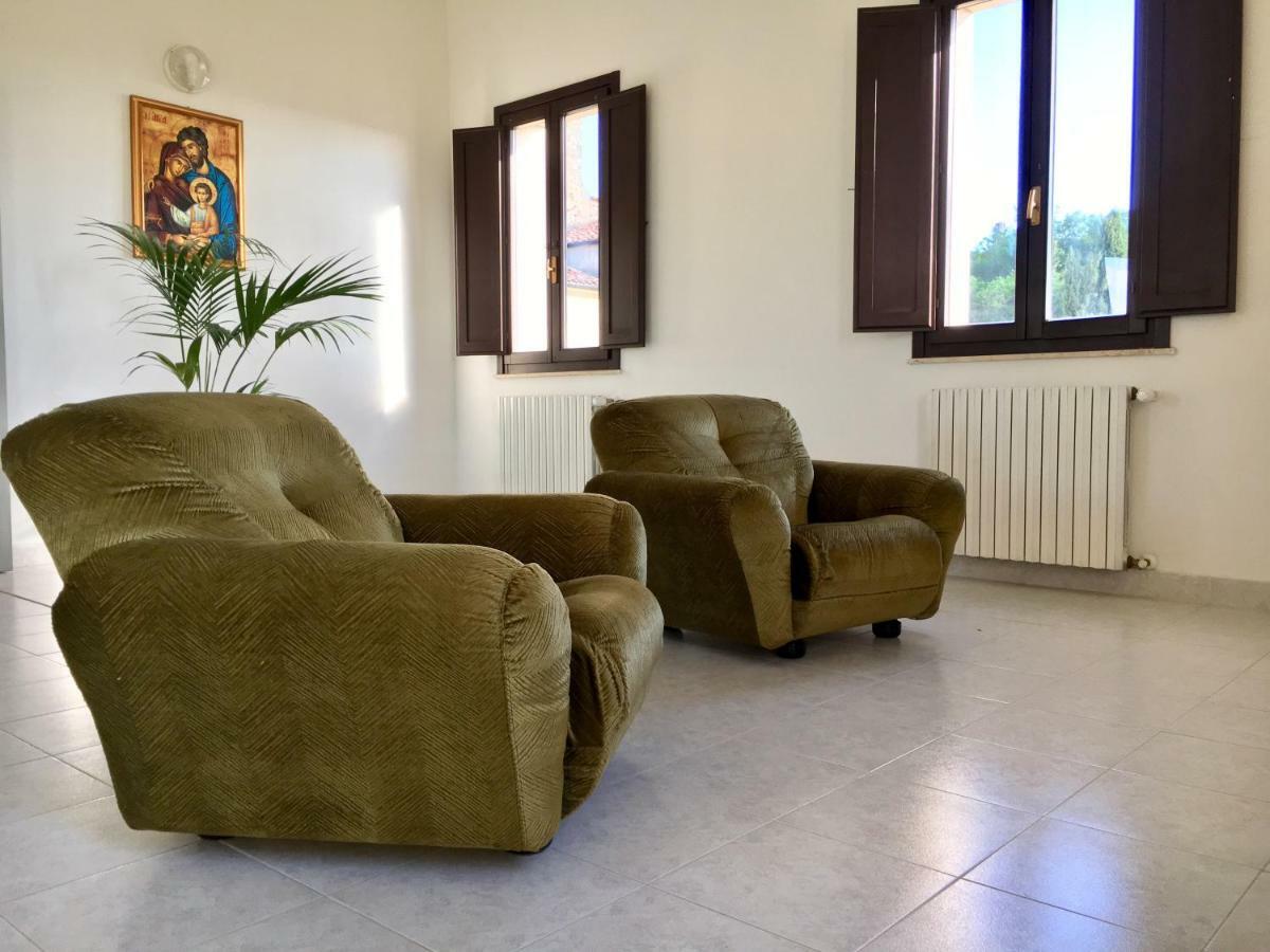 Casa Mater Ecclesiae Hotel Massa Marittima Eksteriør billede