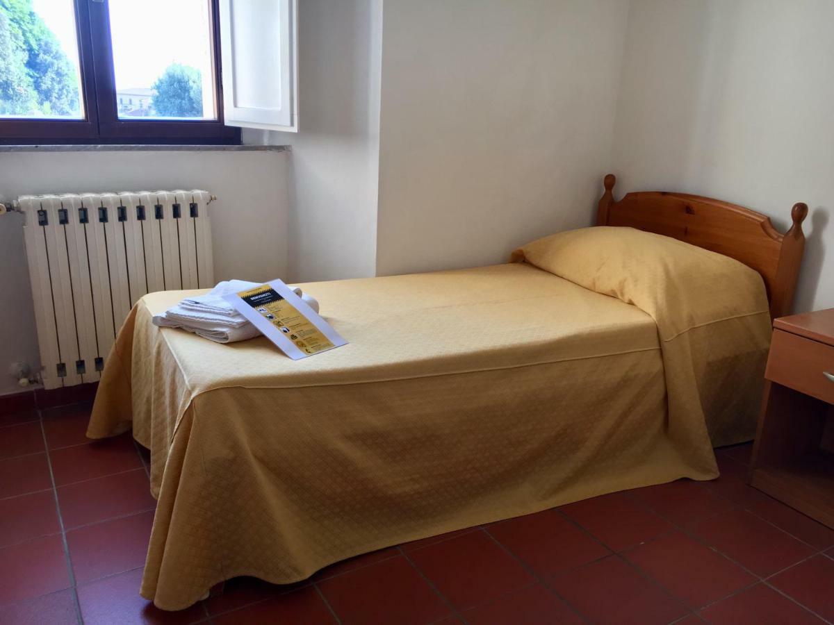 Casa Mater Ecclesiae Hotel Massa Marittima Eksteriør billede