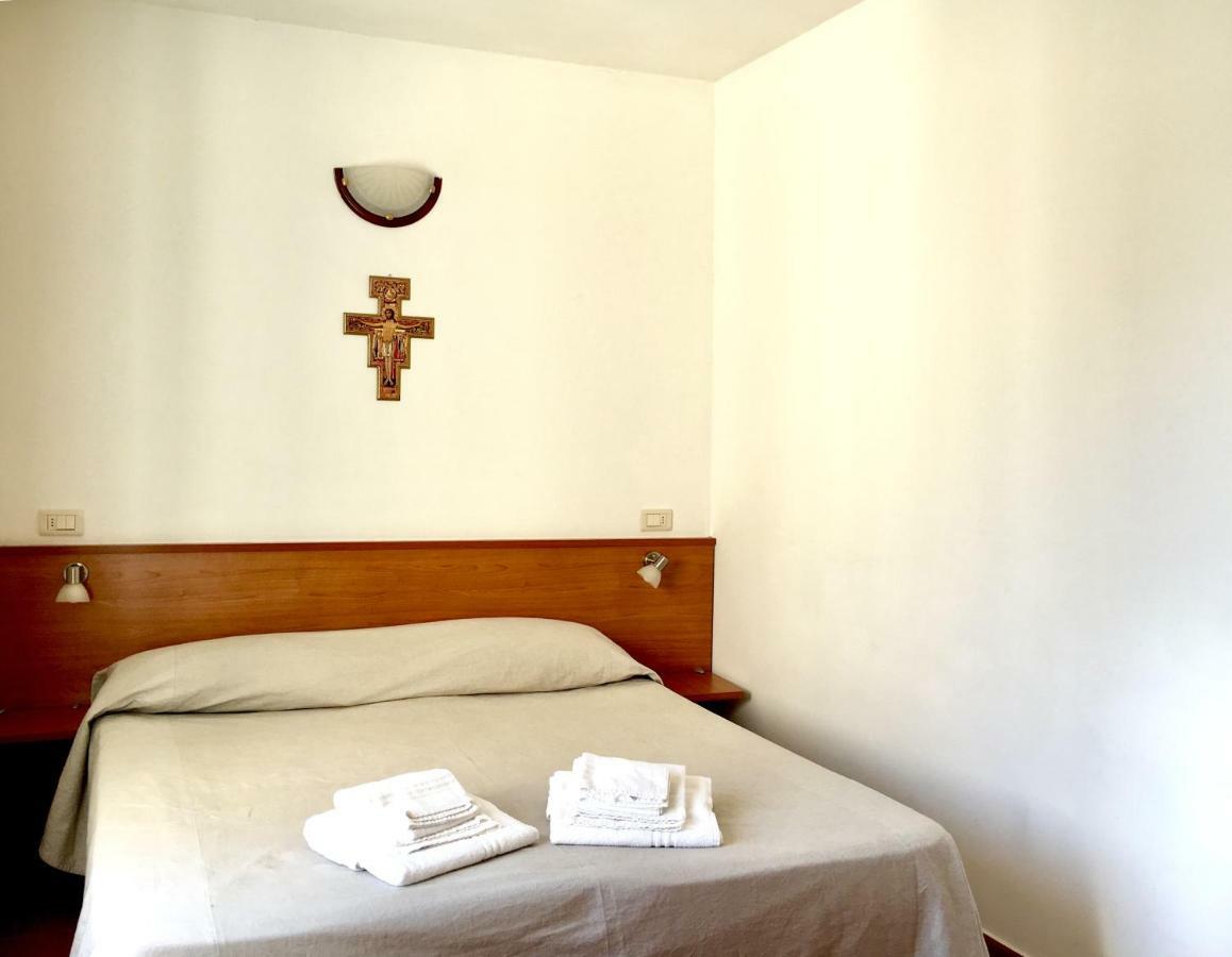 Casa Mater Ecclesiae Hotel Massa Marittima Eksteriør billede